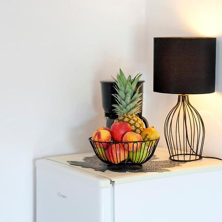 Apartment Biggy โรวีน ภายนอก รูปภาพ