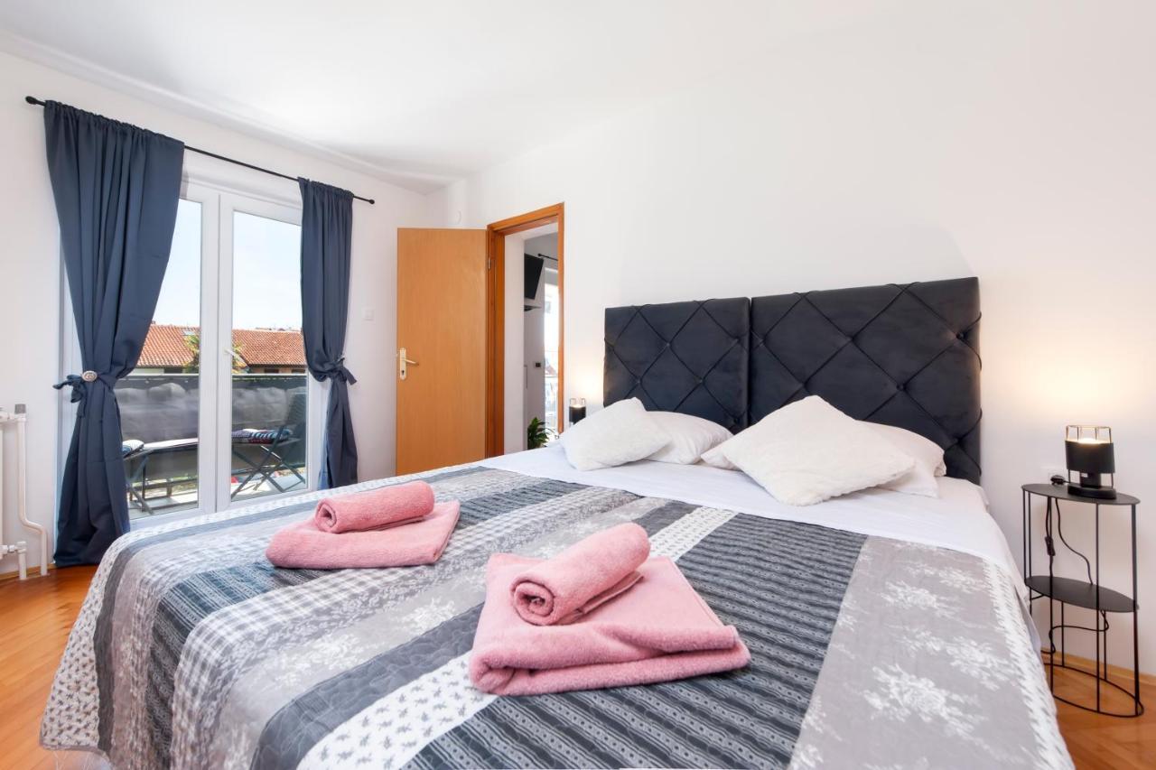 Apartment Biggy โรวีน ภายนอก รูปภาพ