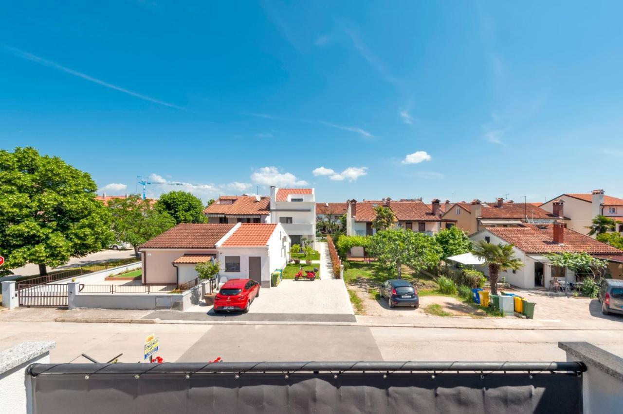 Apartment Biggy โรวีน ภายนอก รูปภาพ