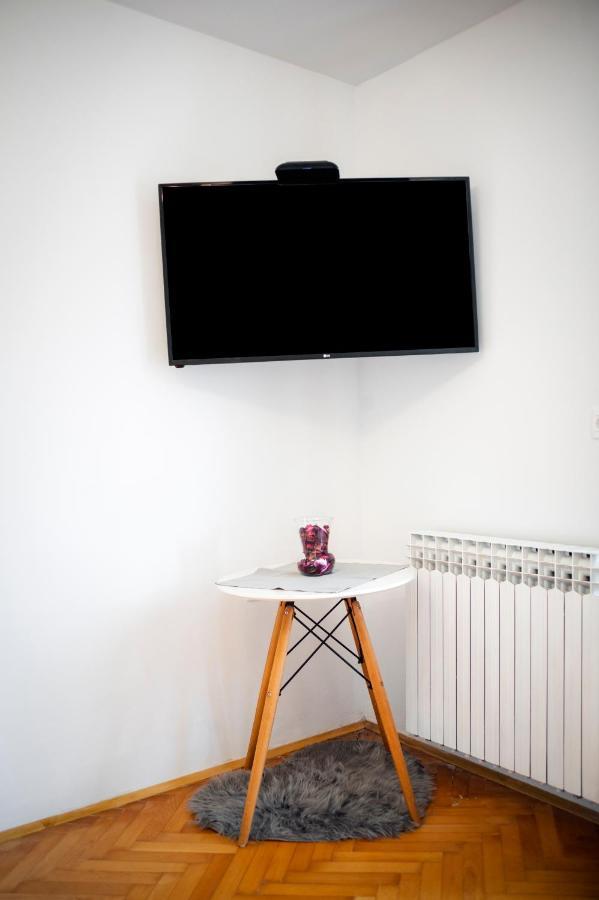 Apartment Biggy โรวีน ภายนอก รูปภาพ